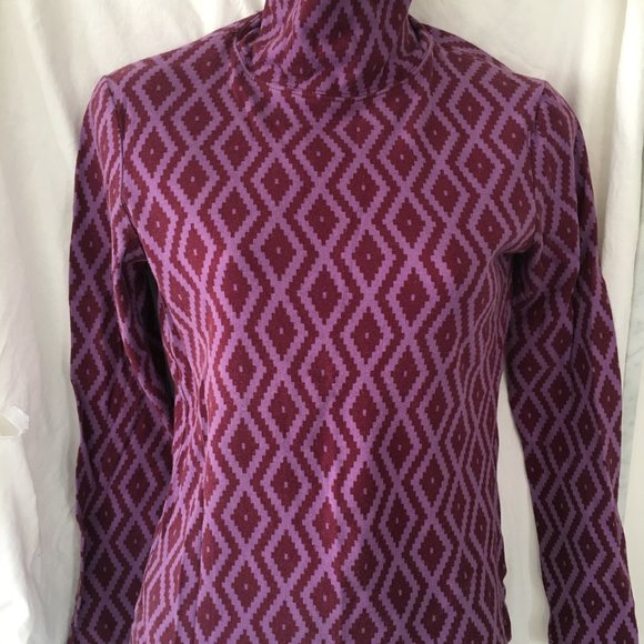 Super cool Turtle Neck - Picture 2 of 3